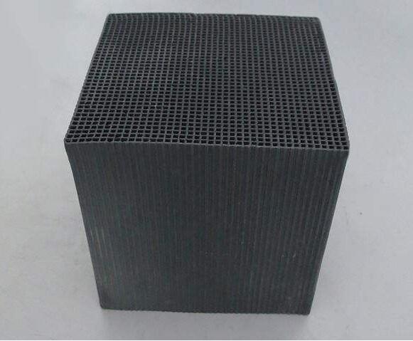 蜂窝活性炭防水型与耐水型的特点